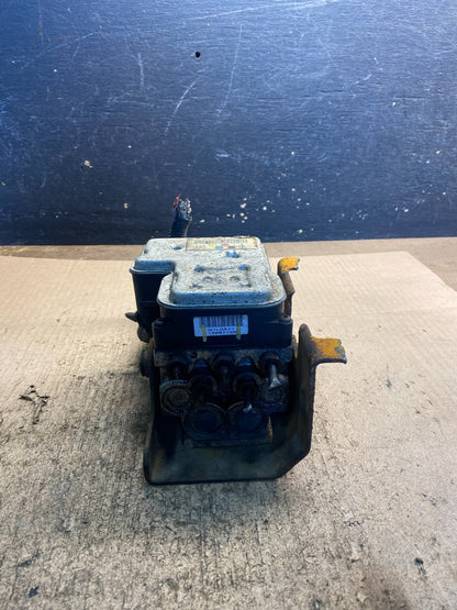 Chevrolet GM ABS Anti-Lock Brake Module 13567128 Z8924 DG3