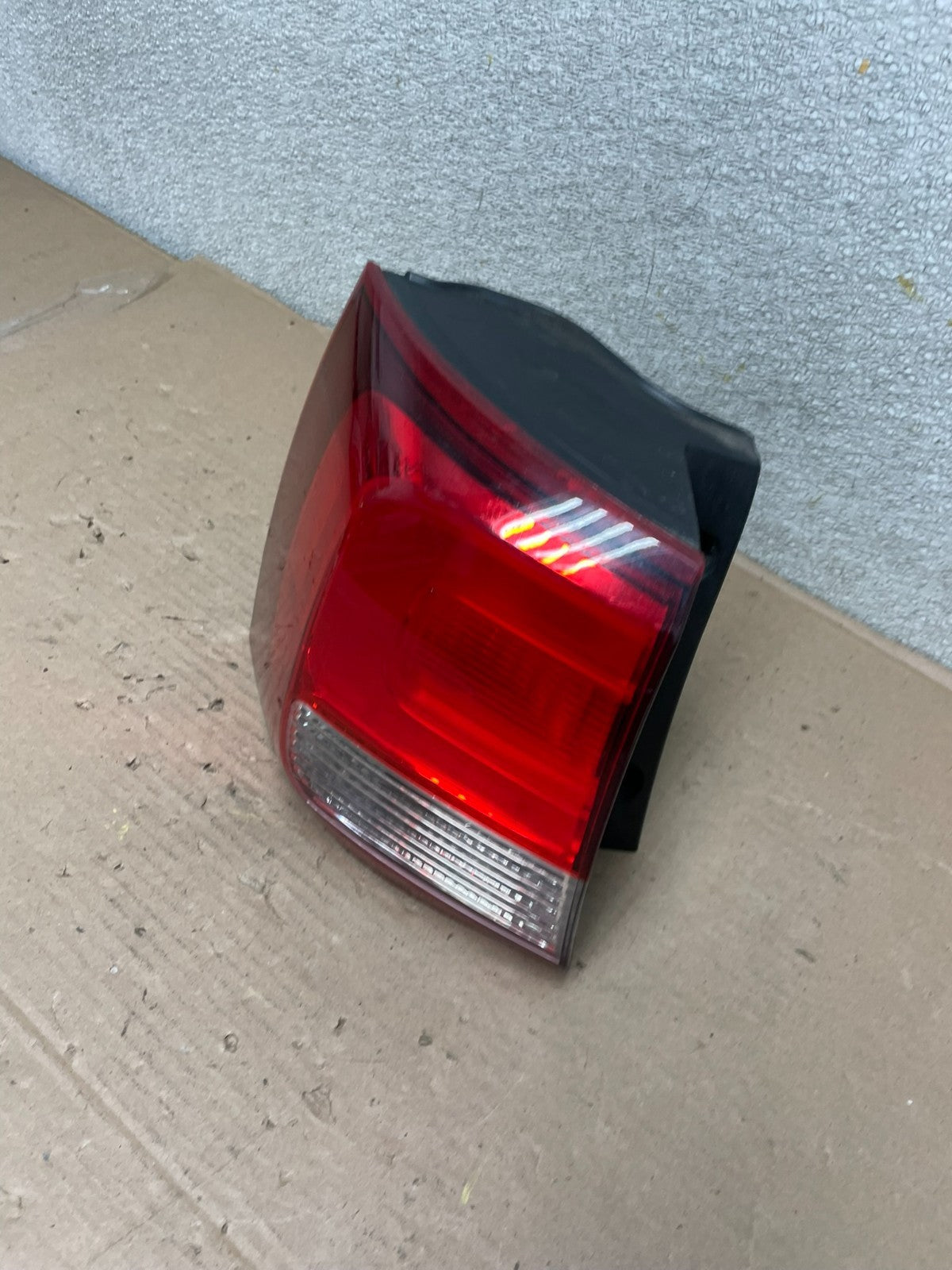 2014 2015 Kia Sorento Left Driver Lh Tail Light Oem AB0051 LK1