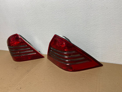 2003-2006 Mercedes-Benz S-Class Left+Right Tail Lights AB6357 DW1