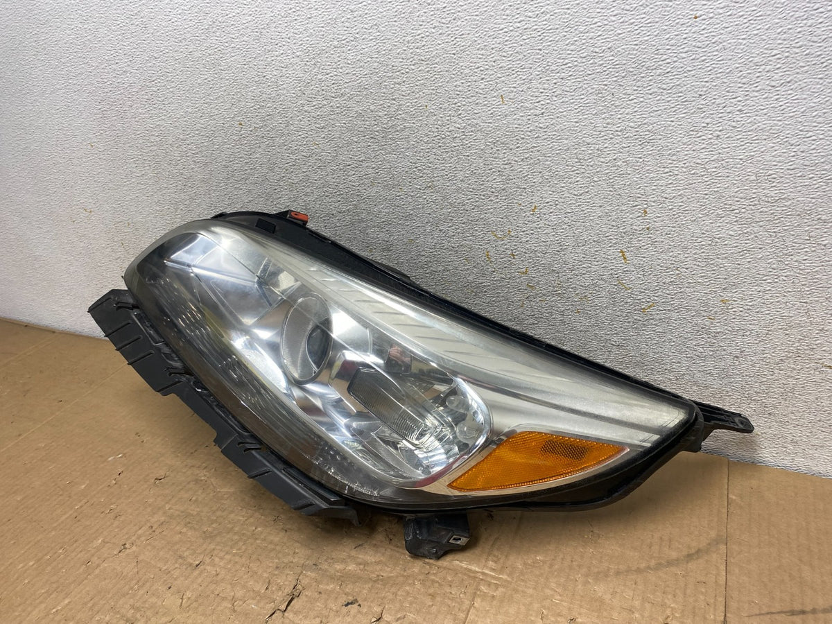 2013 2014 2015 Chevrolet Malibu Headlight Projector Left Driver Side AI8274 DW1