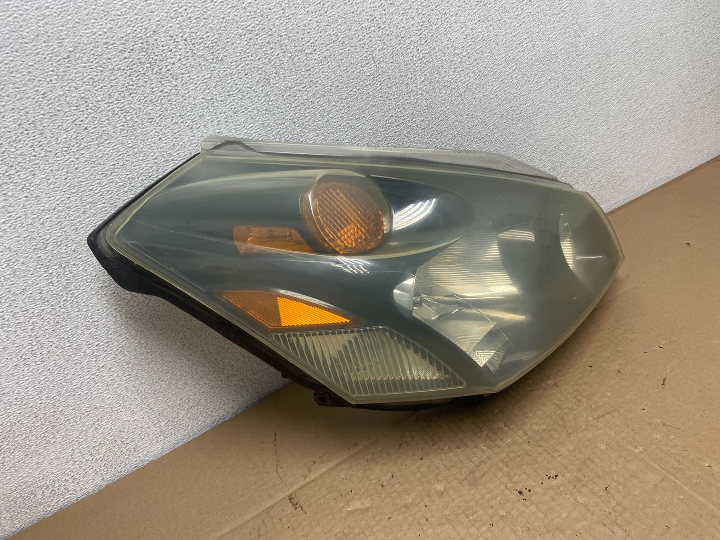 2004 to 2009 Nissan Quest Right Passenger RH Black Headlight AB6172 DW2