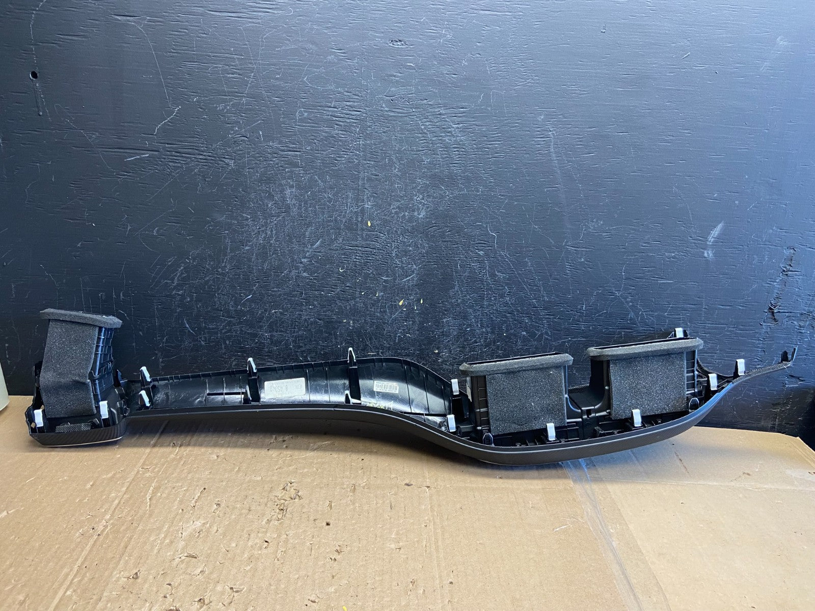 2019-2021 Hyundai Tucson Dash Center Right A/C Air Vent Grille Panel AD6817 DG5