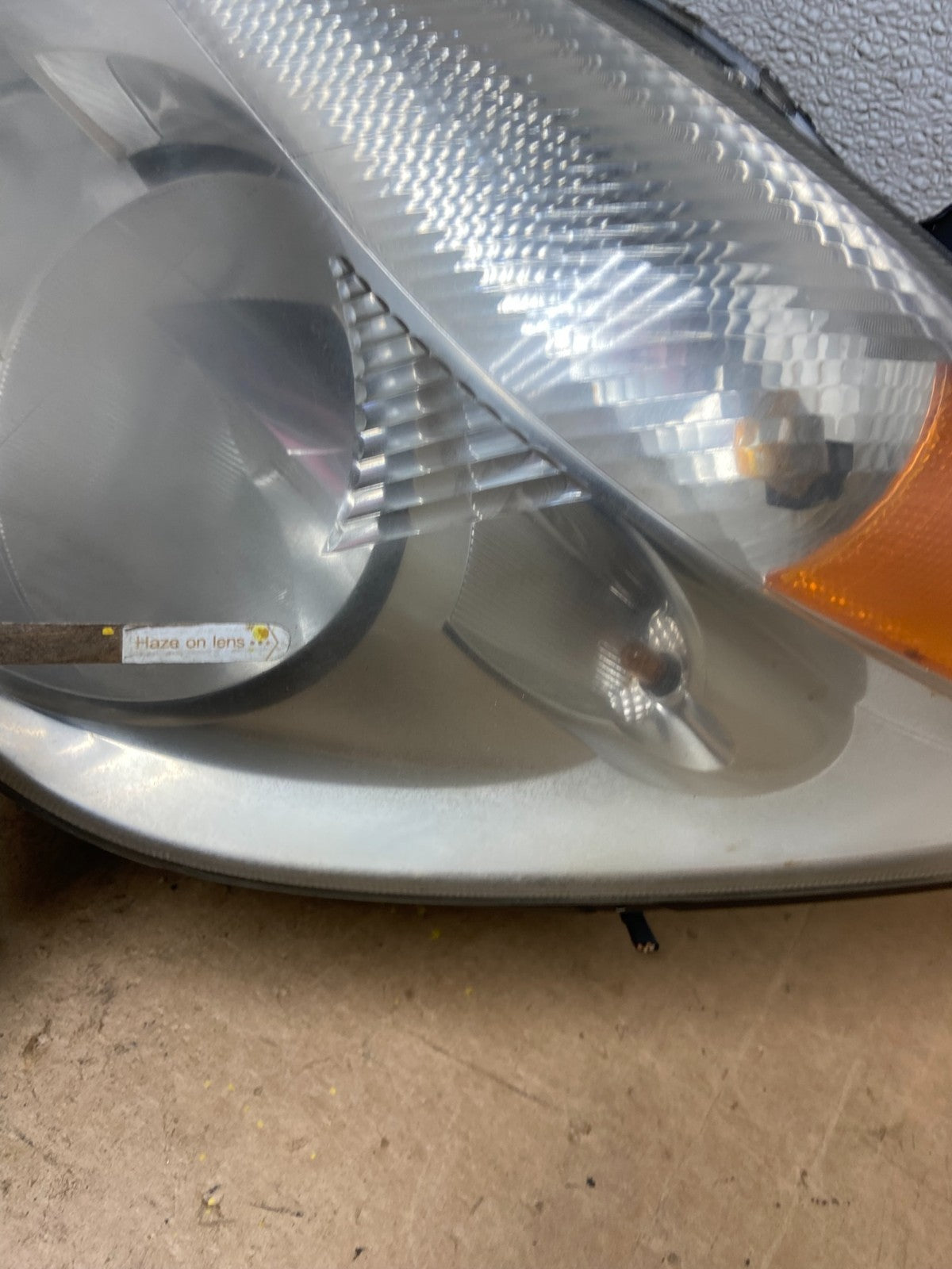 2007 to 2013 Mercedes Sprinter Headlight Left Driver Side Halogen Oem X9017 DW5