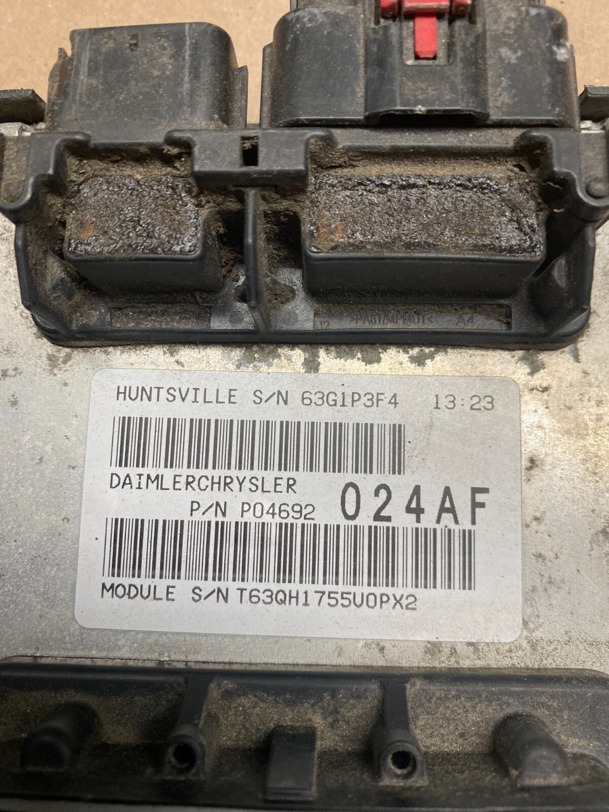 2006 Dodge Durango  Fuse Box Relay Unit Module Body Control P04692024AF E4392 PS3