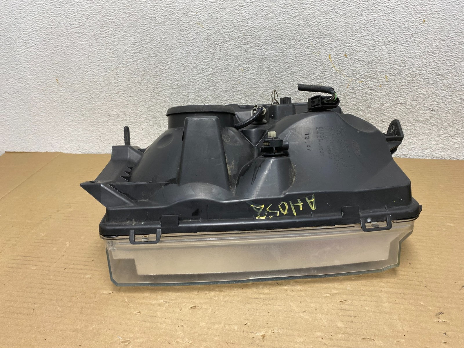 2008-2014 Ford Econoline E150 E250 E350 Left Driver LH Headlight AH0552 DW5