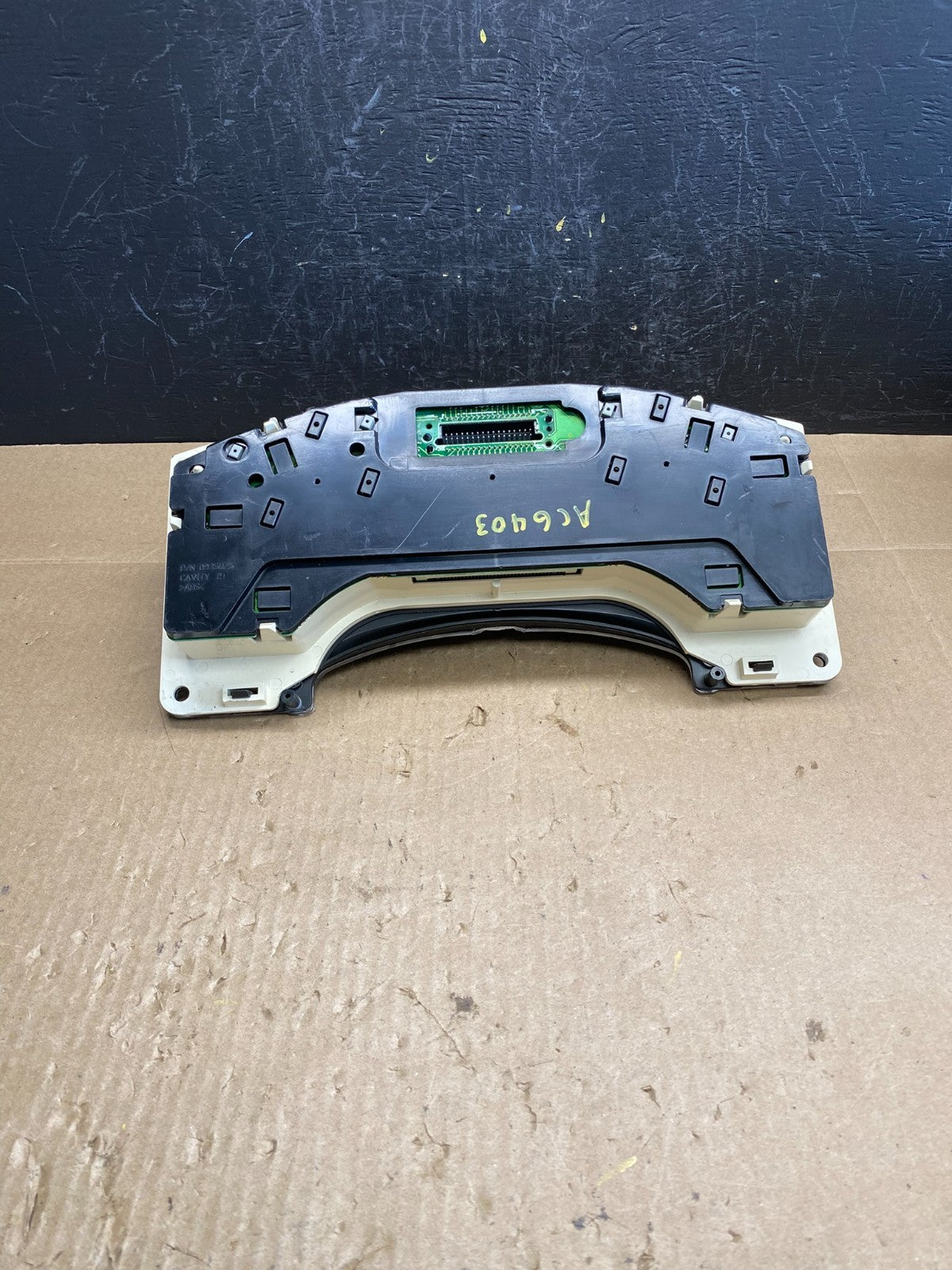 2001 to 2002 Chevrolet Express Speedometer Cluster Gauge AC6403 DG5
