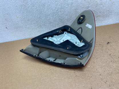 No Led 2003-2006 Mercedes E Class Sedan Right Passenger Tail Light AI3629 LK3