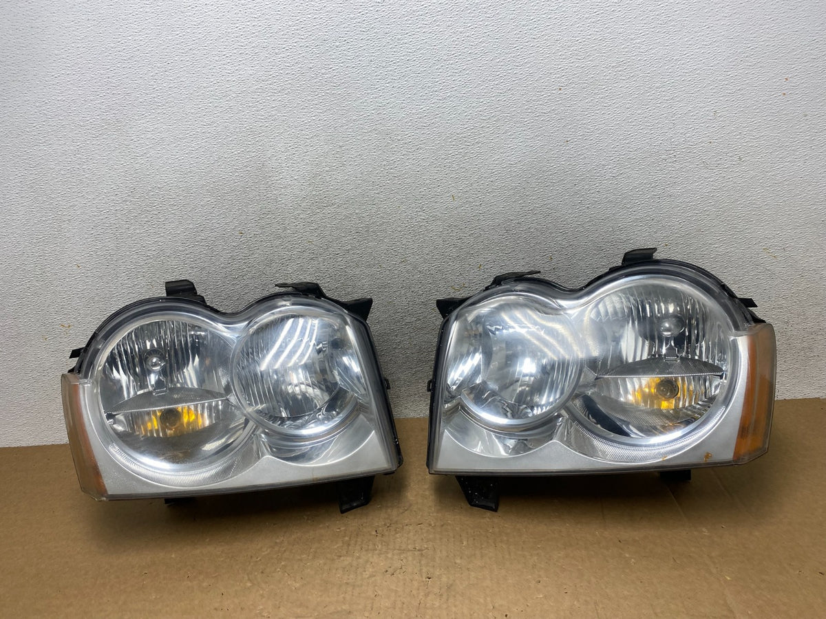 2005-2007 Jeep Grand Cherokee Left+Right Halogen Headlights AI3413 DW0