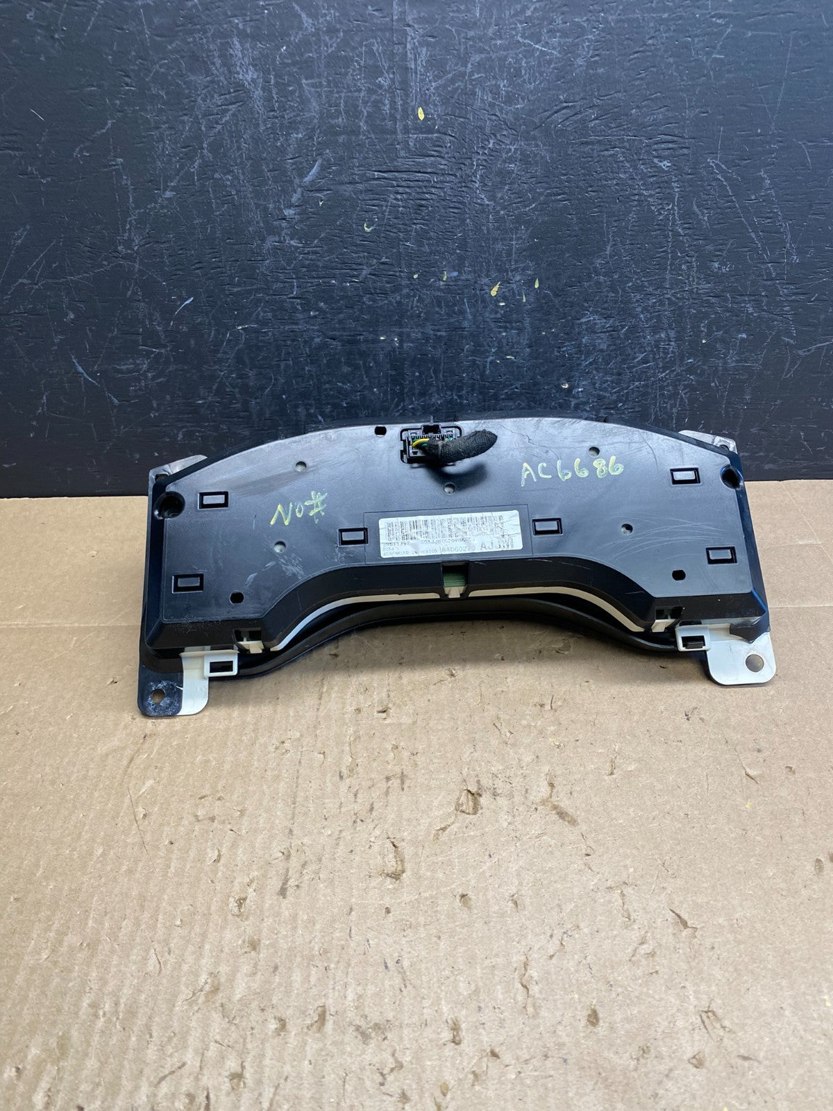 2013 to 2017 Chevrolet Express Speedometer Cluster Gauge AC6686 DG5