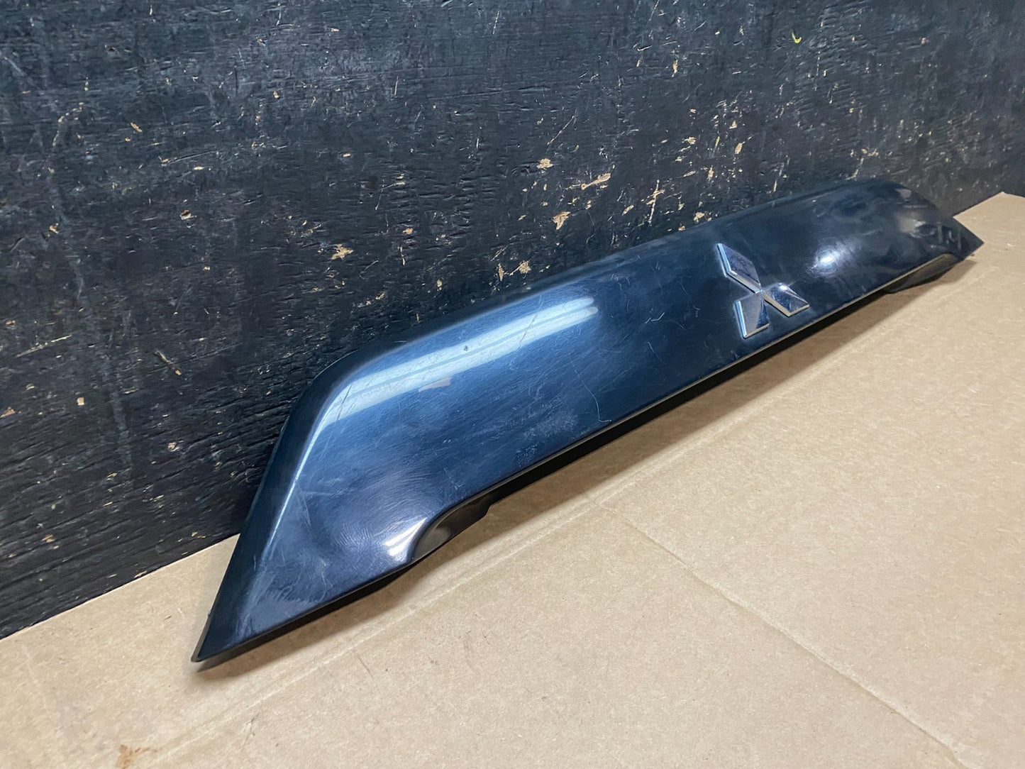 2007 to 2013 Mitsubishi Outlander Rear Hatch Tailgate Trim Molding OEM Y9269 DG2