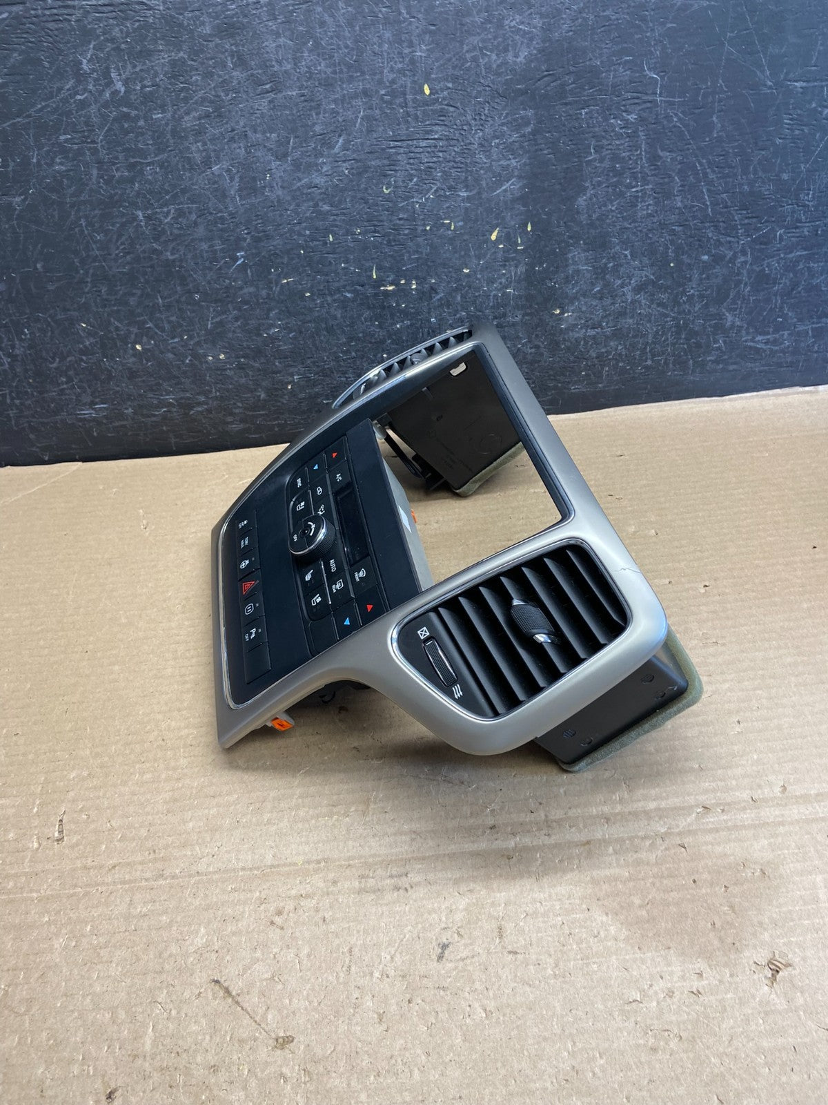 2011-2013 Jeep Grand Cherokee Center Radio Climate Control Bezel Vent AH3526 DG2