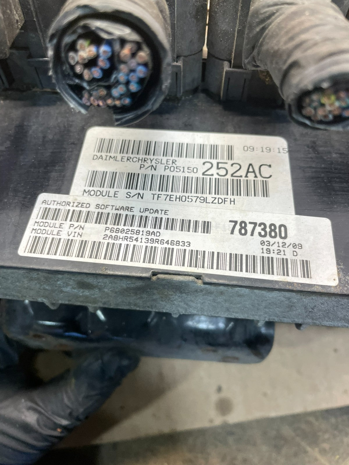 2008 2009  Caravan Town & Country 3.8L Engine Control Unit ECU Module S8149 DG3