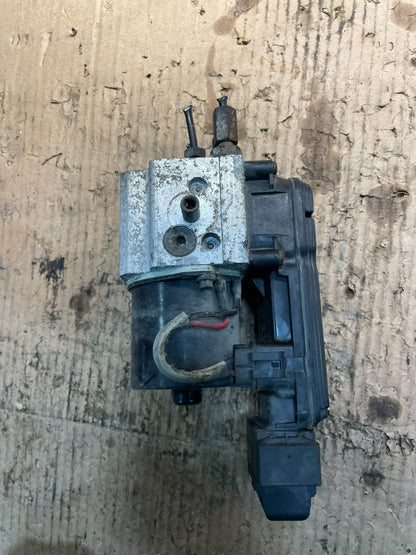 2004 2007 Ford E250 E350 Econoline Anti-Lock ABS Antilock Brake Pump v2137 DG3