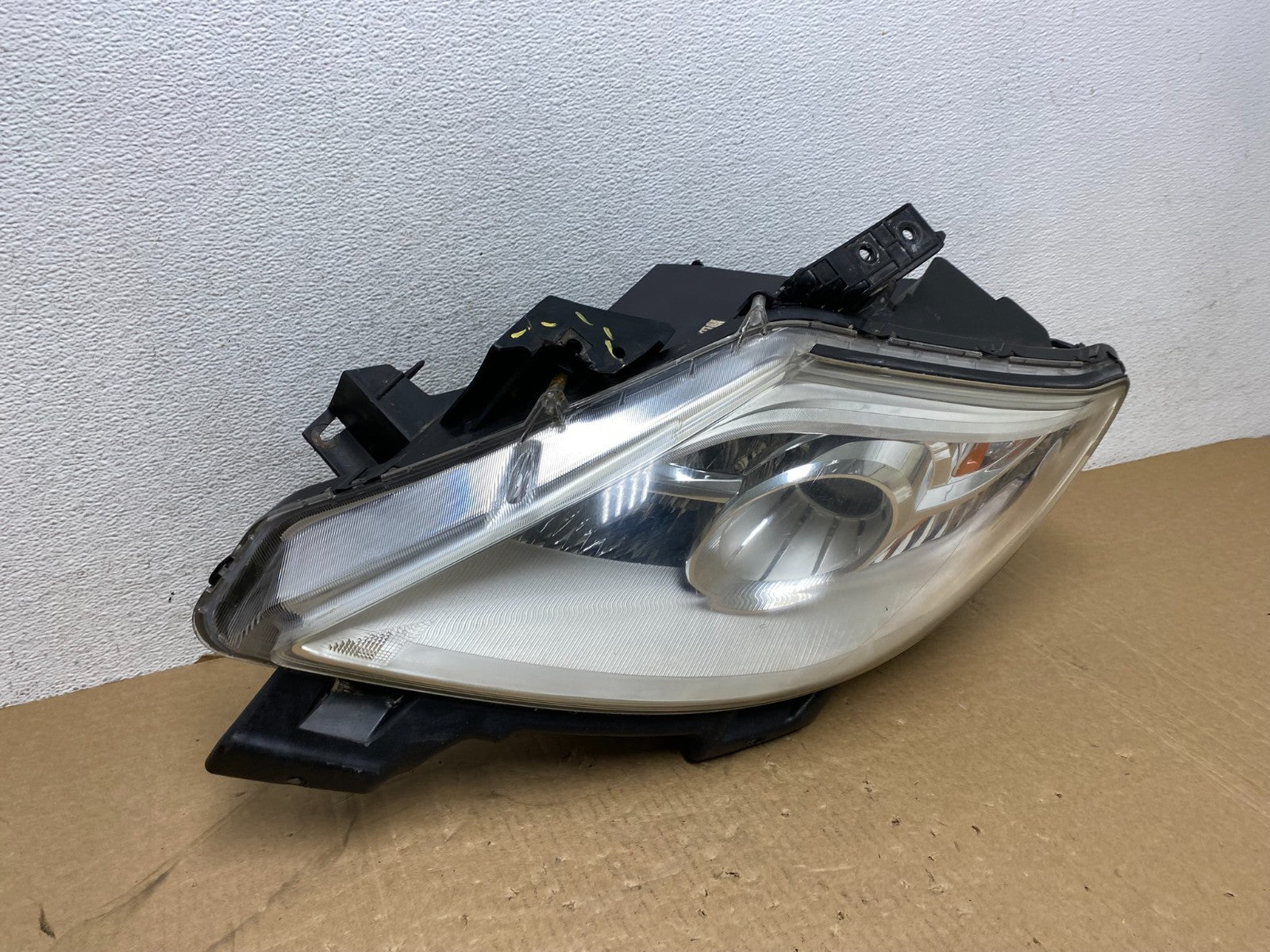 2010 - 2012 Mazda Cx9 Cx-9 Left Driver LH Headlight Halogen AF9986 DW2
