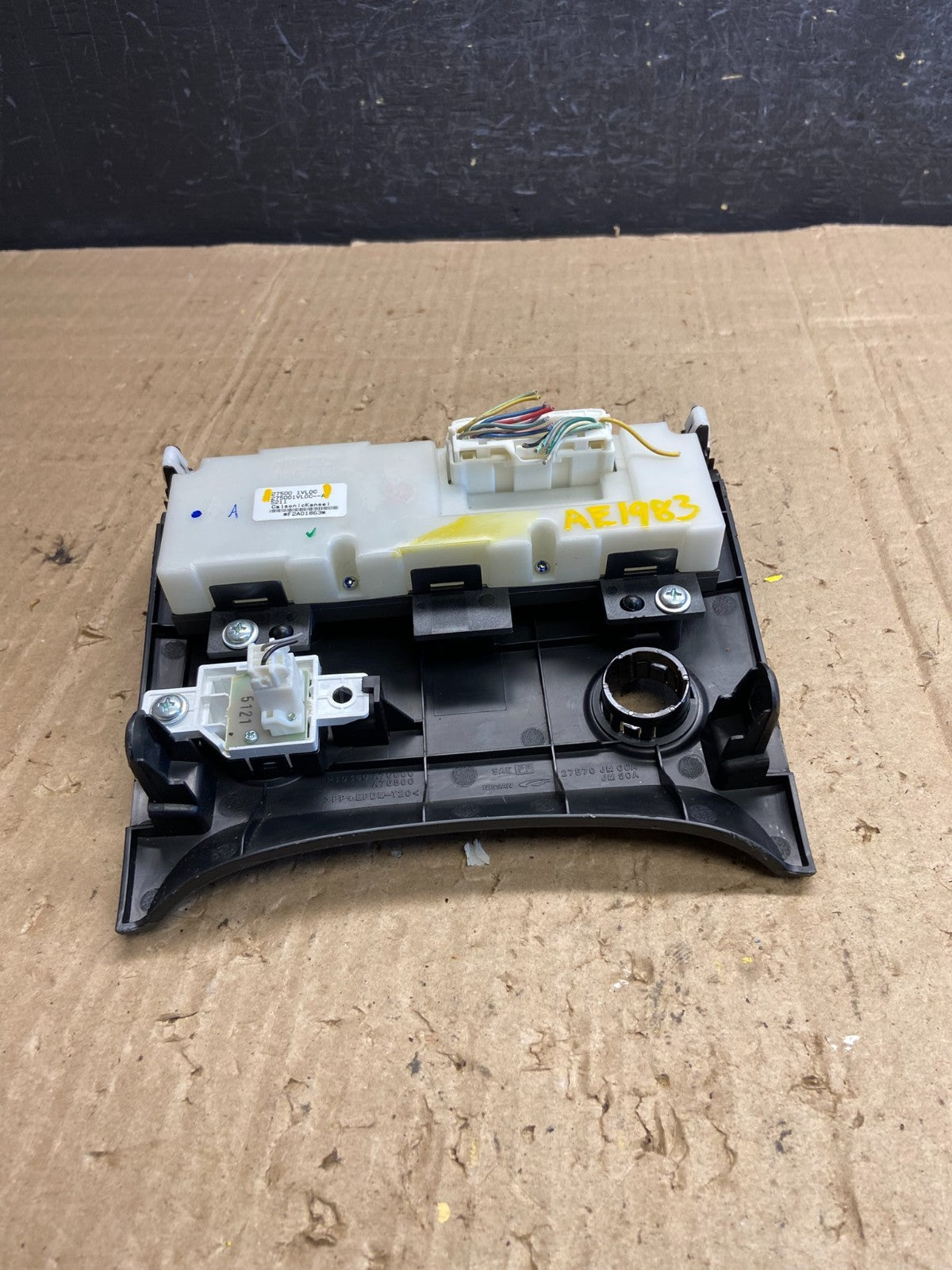 2011 to 2015 Nissan Rogue Heater Temperature AC Climate Control AE1983 DG5