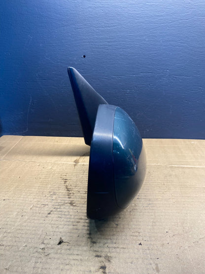 2001 to 2006 Toyota Sequoia Right Passenger View Door Mirror OEM AB7093 MS11