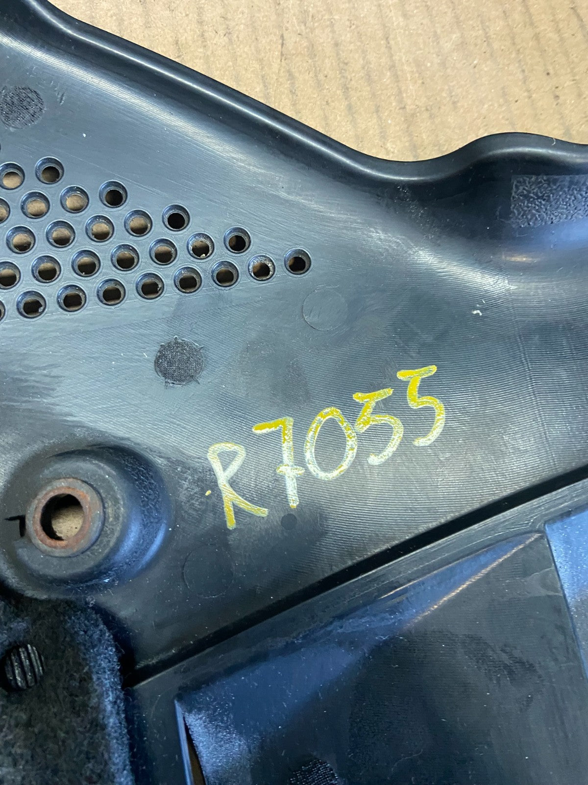 2006 to 2010 Hyundai Azera V6 Engine Motor Shield Cover OEM R7055 DG9