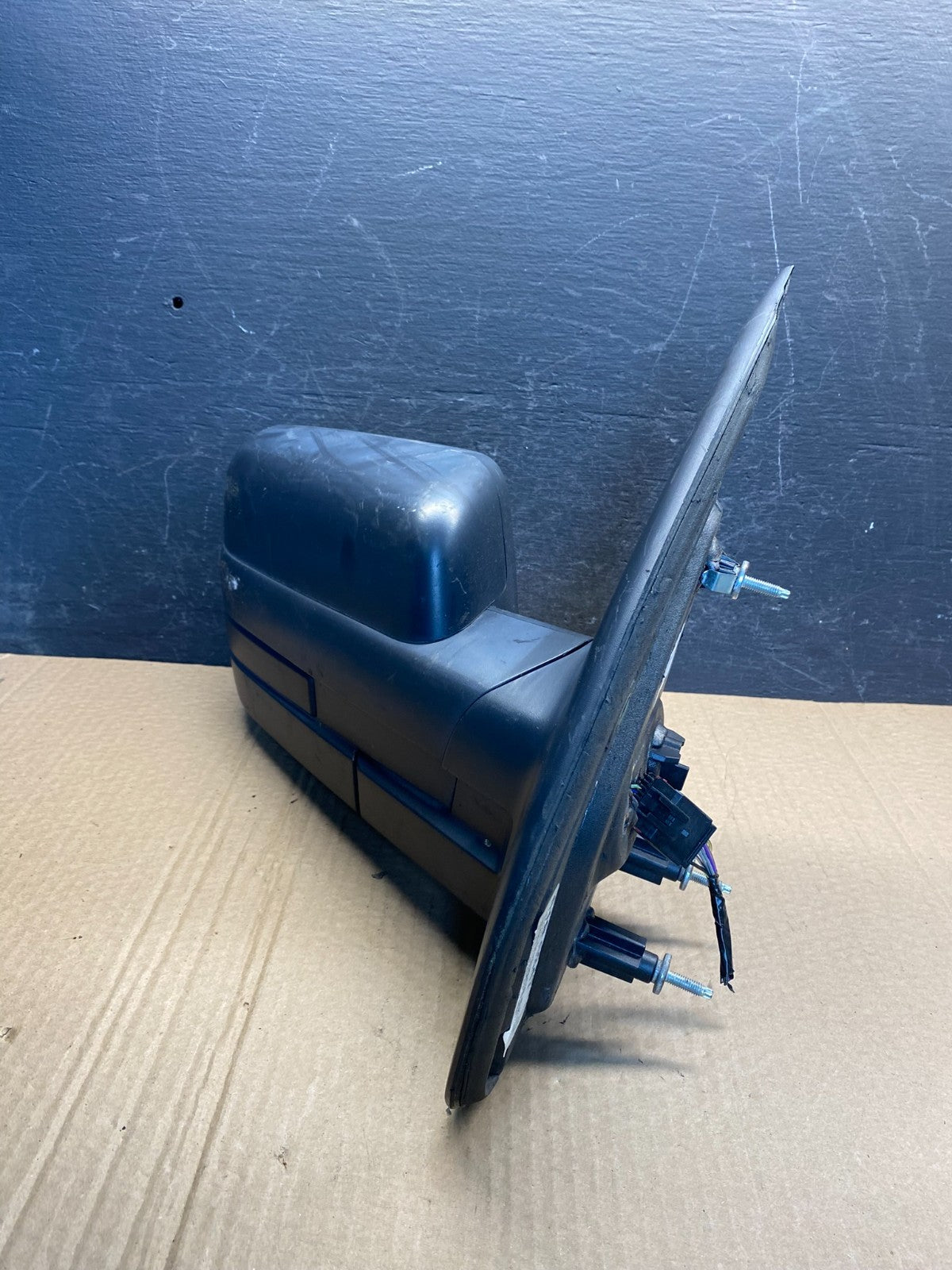2007 to 2014 Ford F150 Right Passenger View Door Mirror AF6960 DG2