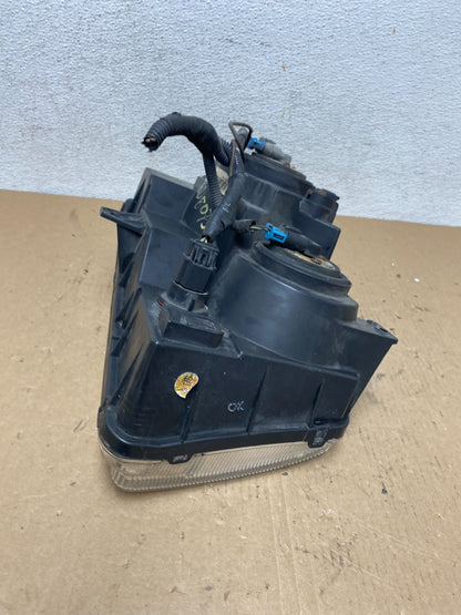 2005 2006 2007 Chrysler 300 Left Driver LH Halogen Headlight AD8073 DW5