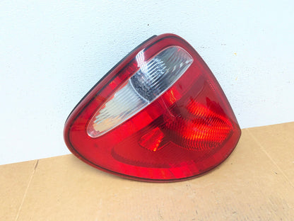 2001 to 2003 Dodge Grand Caravan Left Driver Lh Tail Light AE1340 LK0