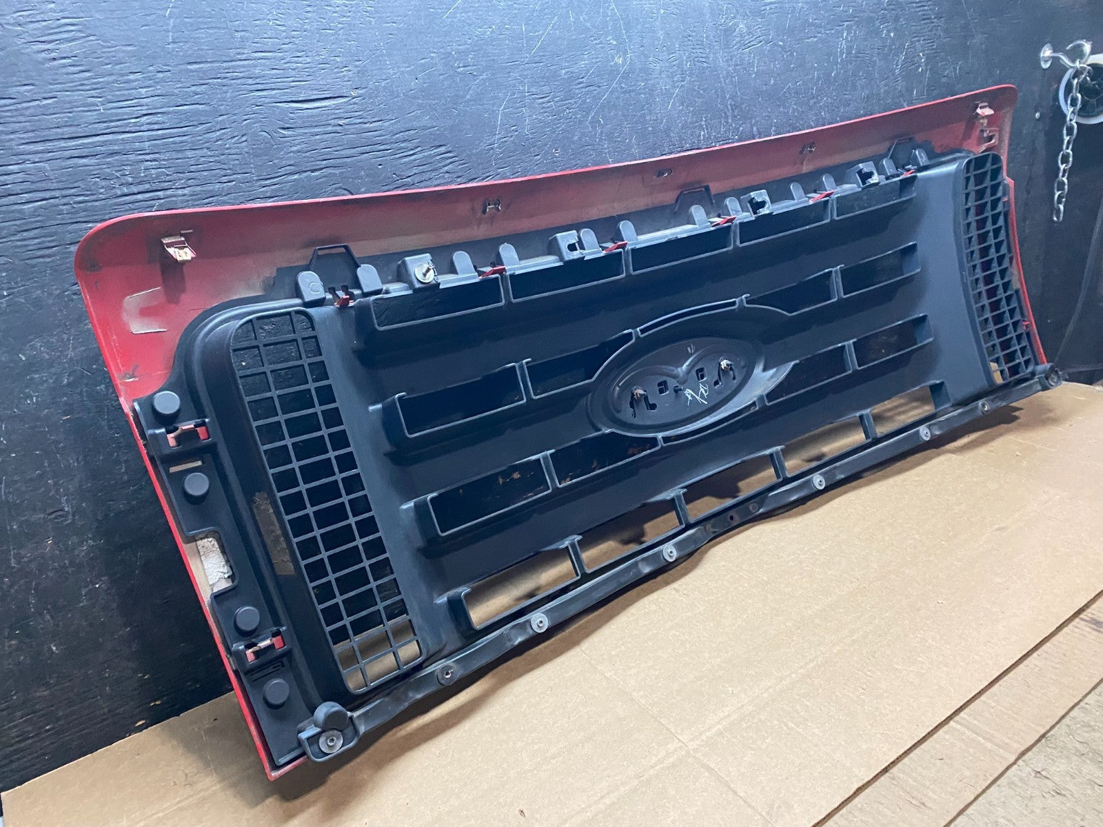 2009-2012 Ford F-150 F150 Front Upper Chrome Grill Grille OEM Y9285 DG11