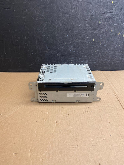 2013 to 2014 Ford Explorer Audio Equipment Radio Receiver AM FM CD AE4384 DG0
