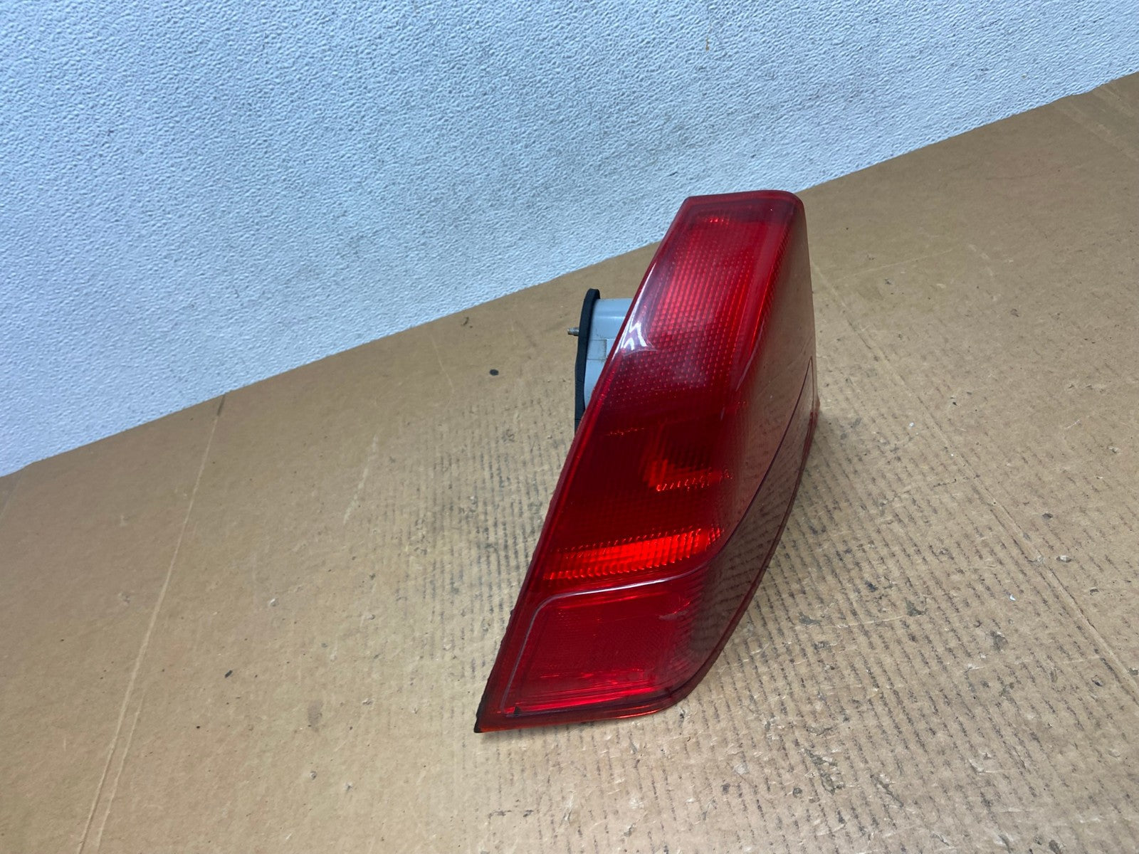 2001 2002 2003 Honda Civic Sedan Left Driver Lh Tail Light AE0653 LK2
