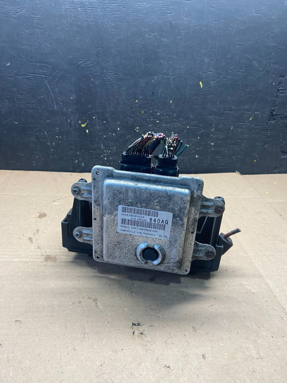 2005 Jeep Grand Cherokee Commander Fuse Box BCM Body Control Module q2204 DG5