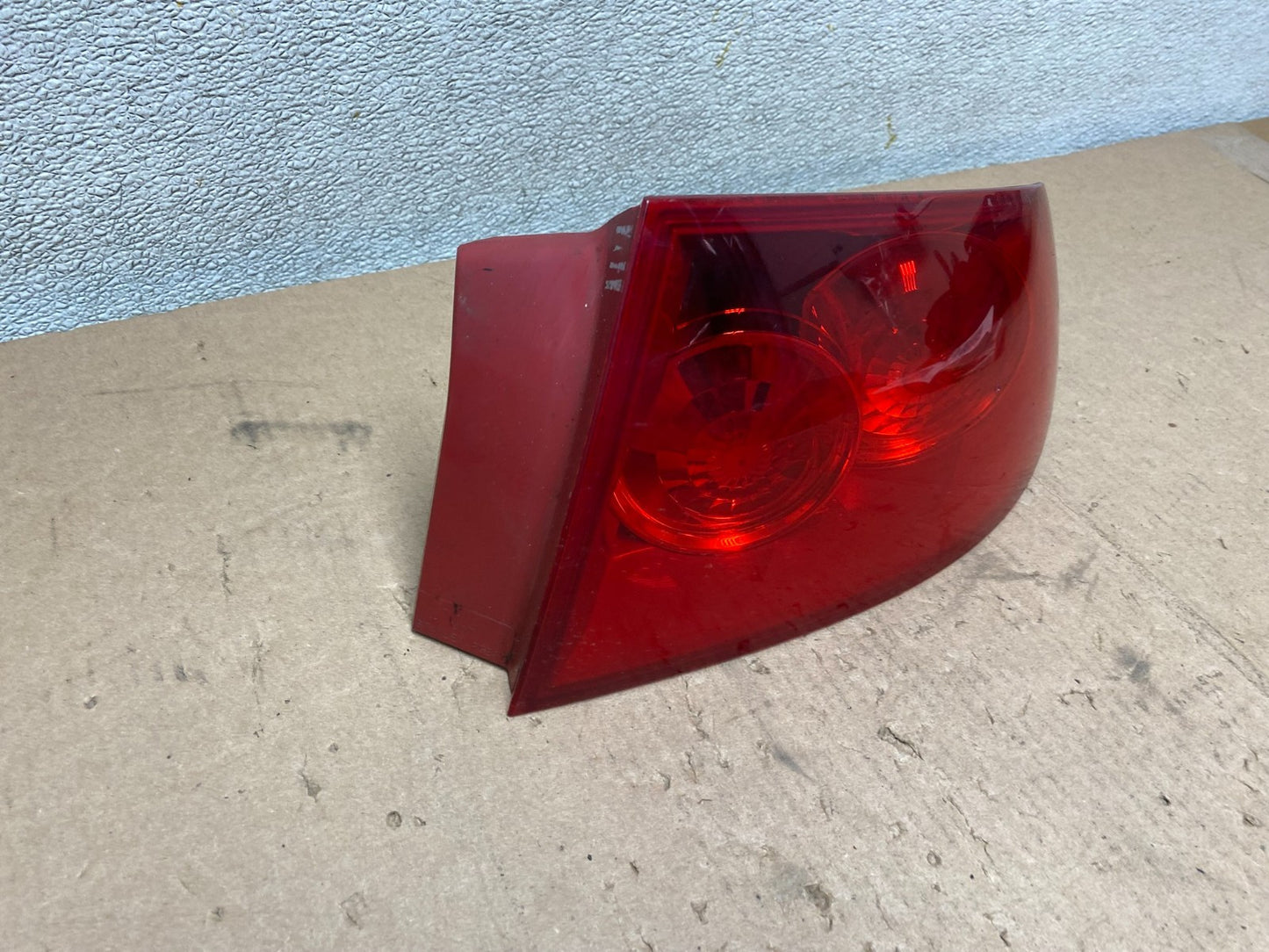 2004 2005 2006 Mazda 3 Sedan Right Passenger RH Side Tail Light S3895 DW1