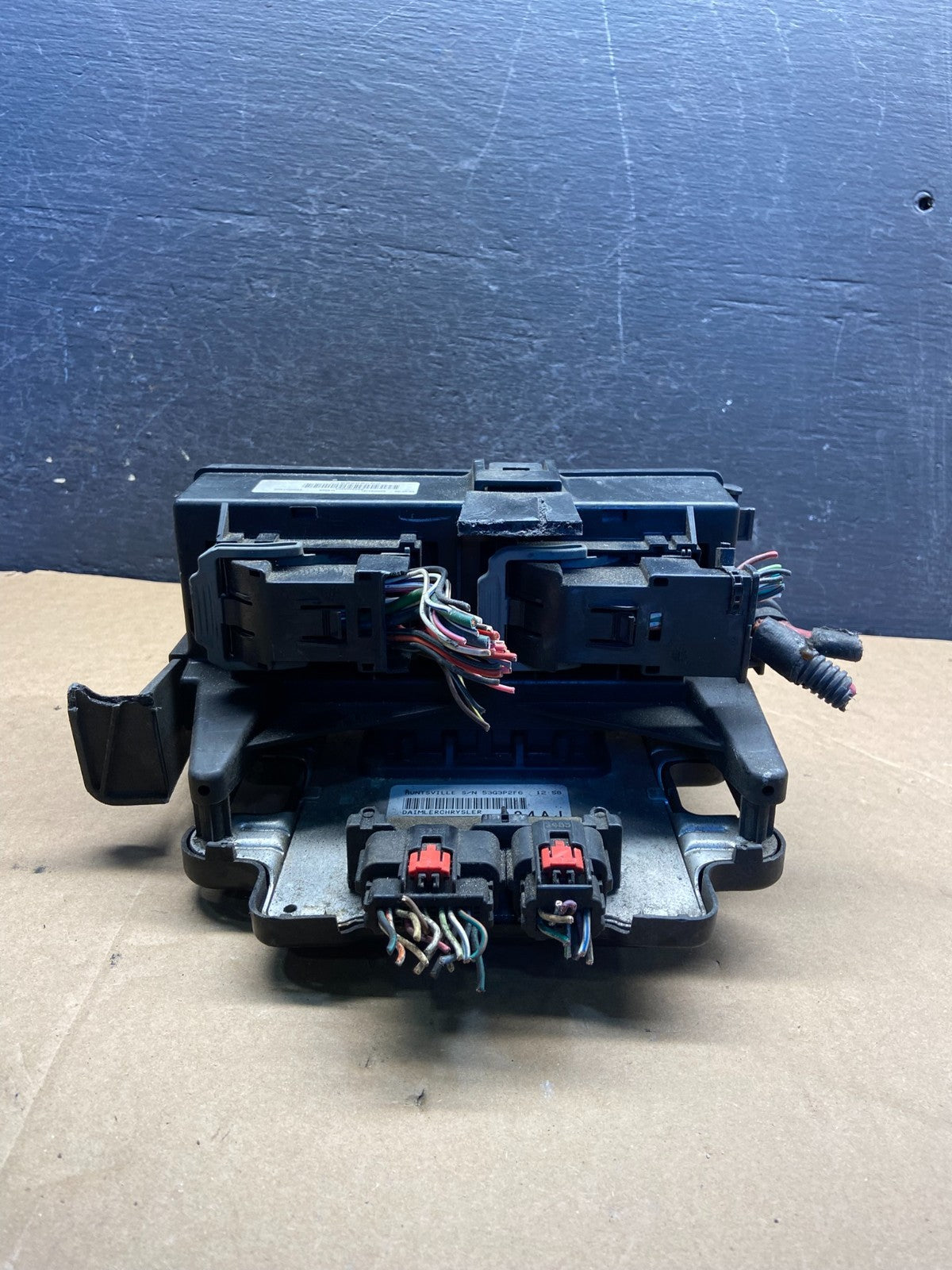 2006 Jeep Grand Cherokee Integrated Power Fuse Box 04692085ab AF9033 DG1