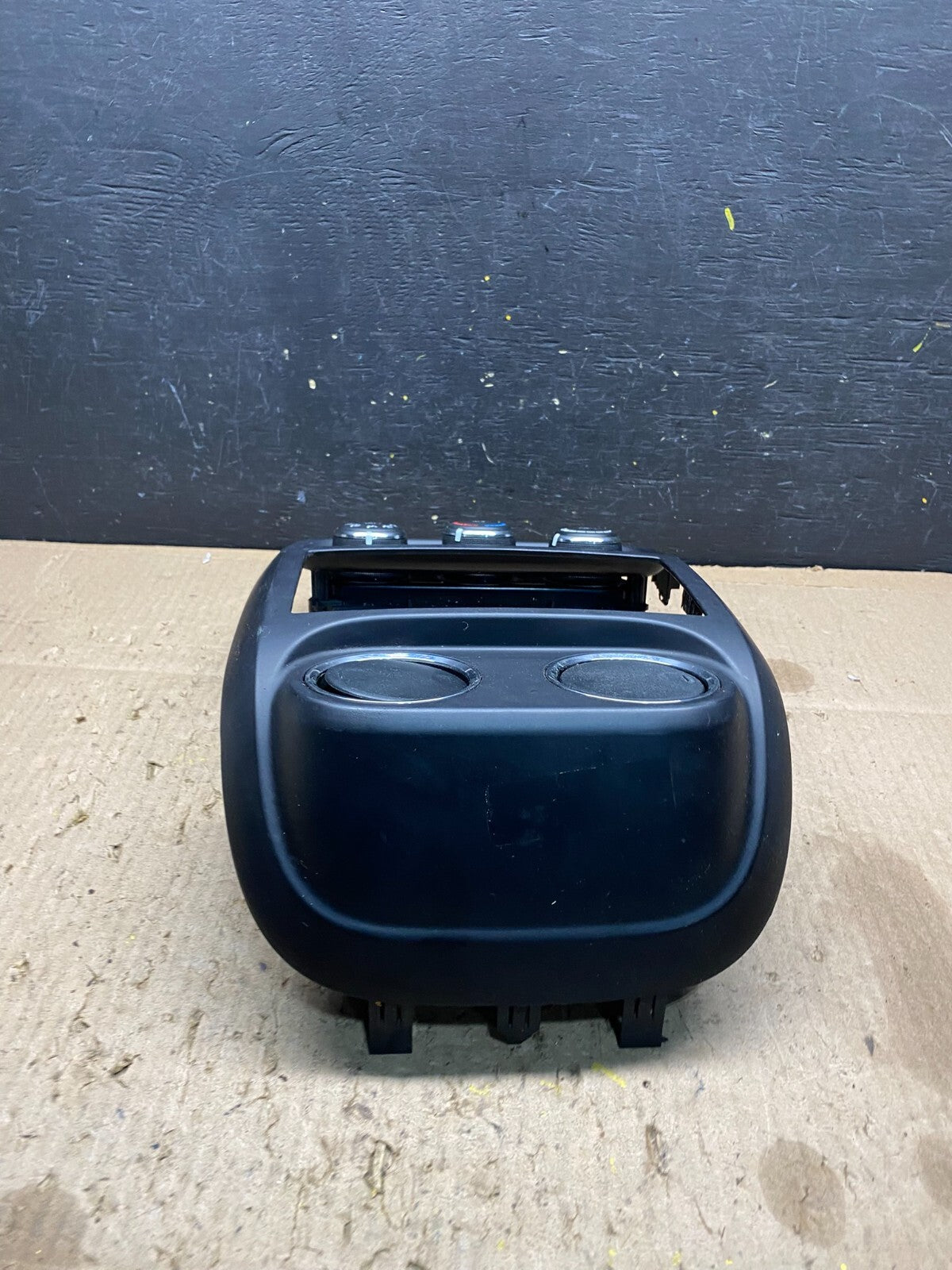 2011 to 2017 Jeep Compass Dash Climate Temperature Control Radio Bezel M8581 DG3