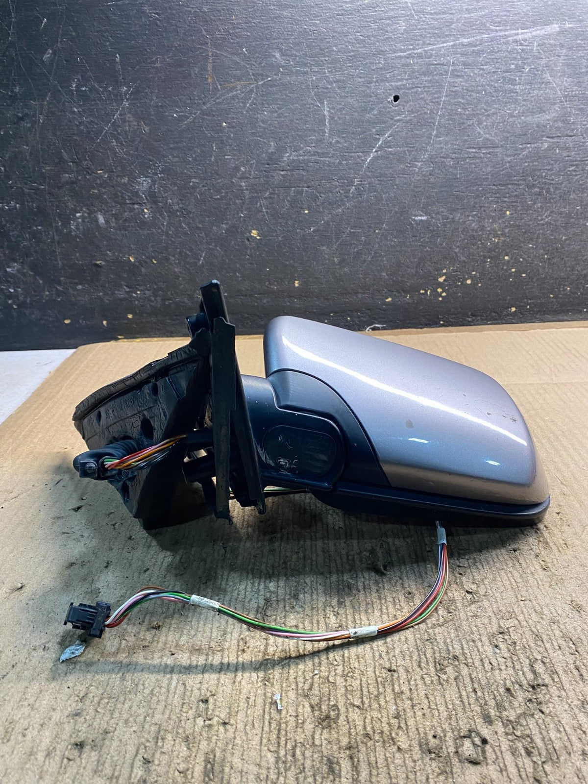 1998 to 2003 BMW 528i 530i E39 Left Driver Side Door View Mirror Z2518 MS3