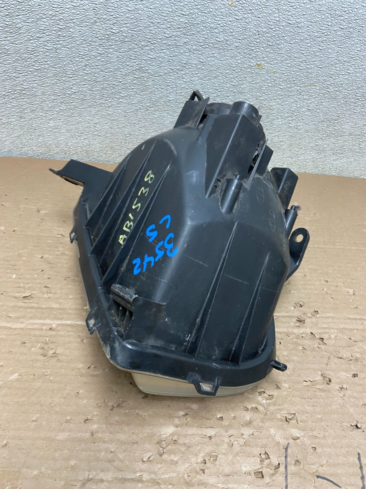 2001 - 2003 Toyota Rav4 Left Driver LH Side Headlight Halogen AB1538 DW6