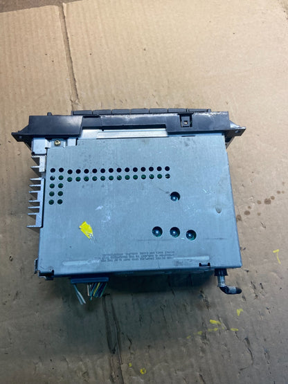 2005 2008 Jeep Dodge Chrysler Screen Display CD Player Satellite Radio Y4432 DG4