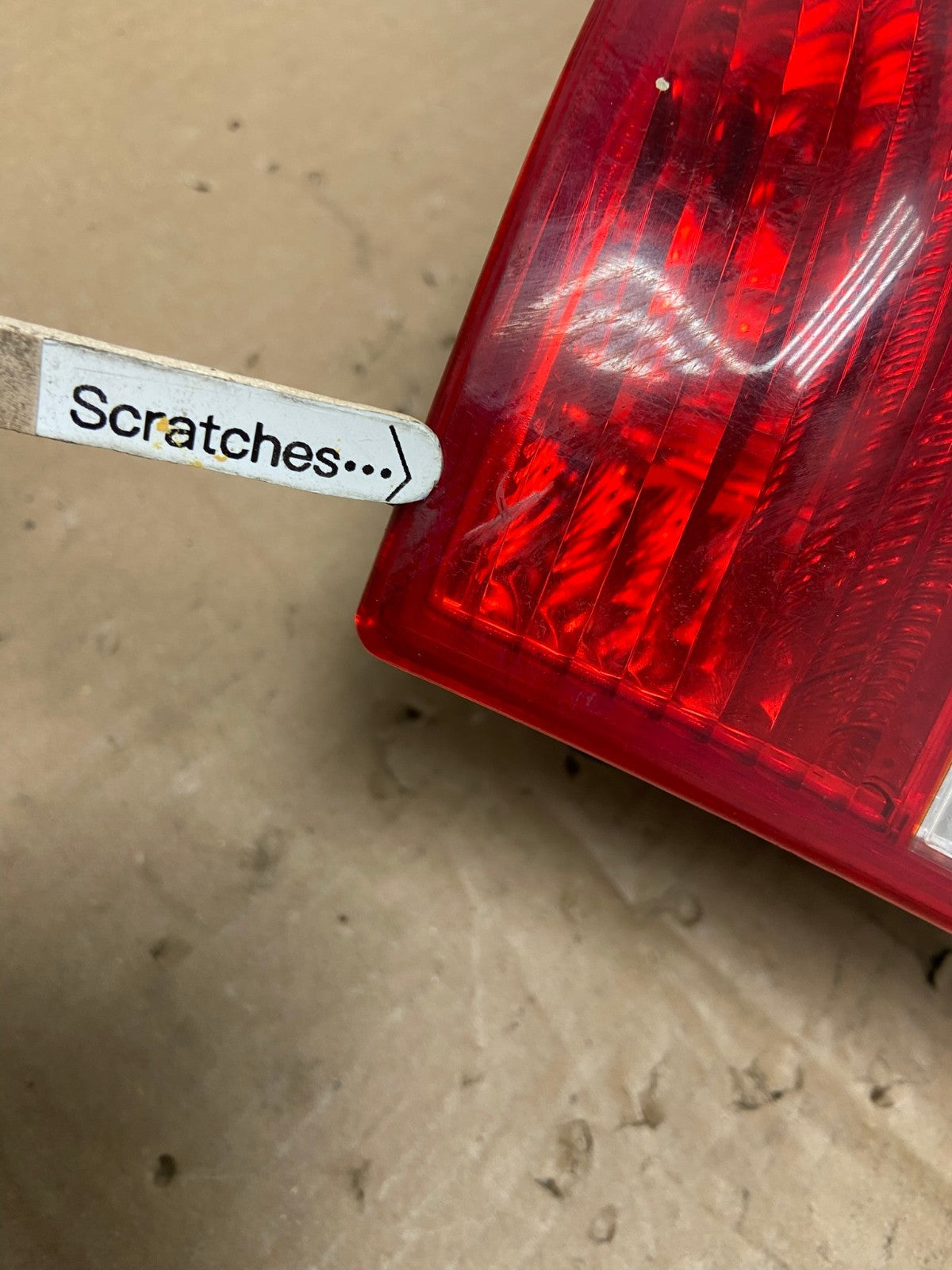 2002-2005 Mercedes ML 350 Ml-Class Right Passenger Rh Side Tail Light AB6276 LK3