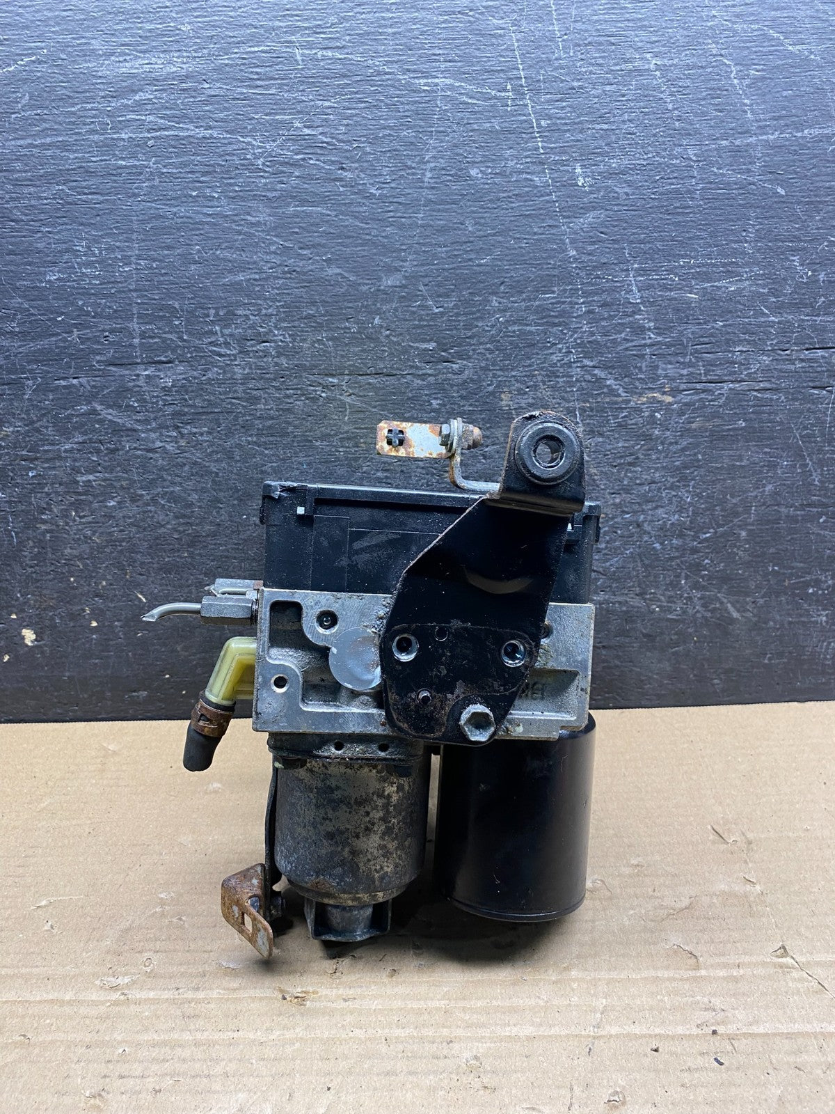 2004 - 2009 Toyota Prius ABS Brake Pump Anti Lock Module AI7476 DG2