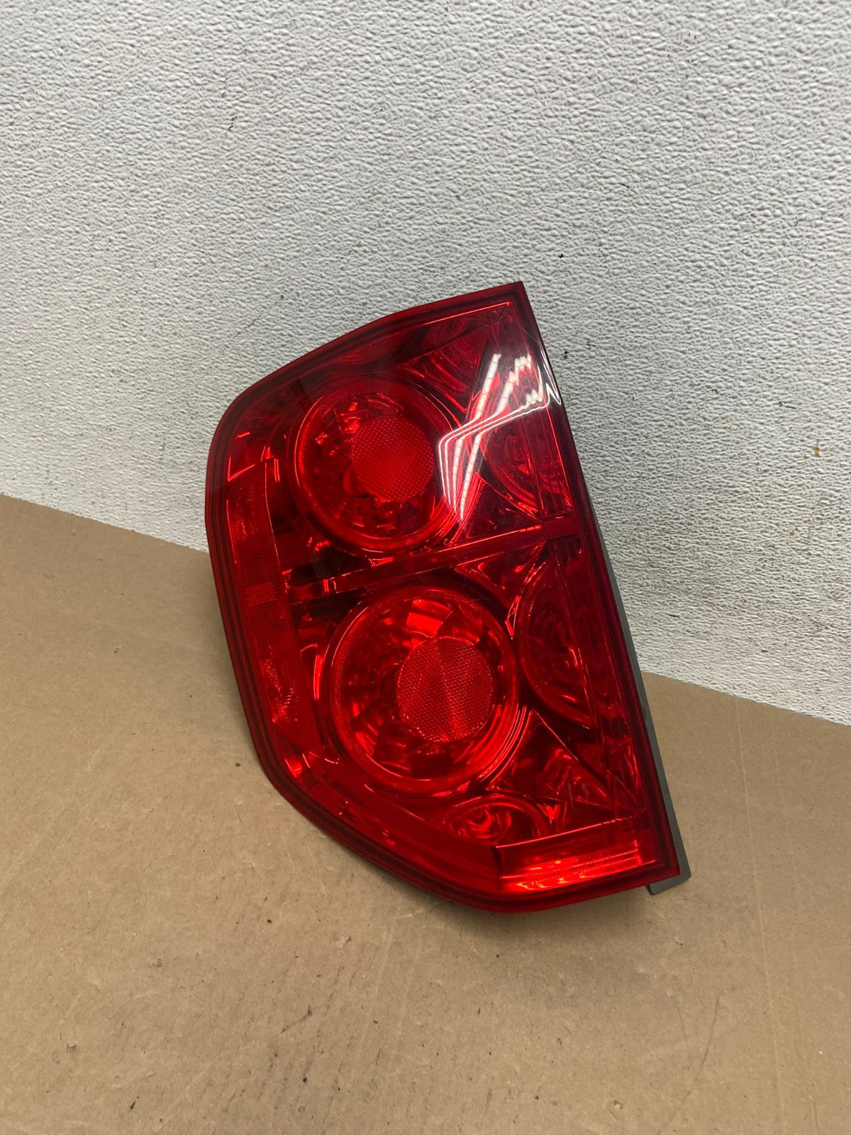 2003 2004 2005 Honda Pilot Left Driver LH Side Tail Light AE4976 LK0