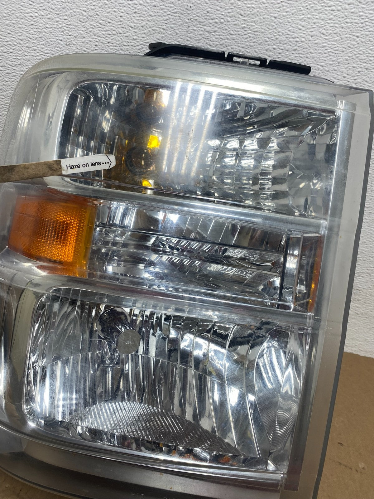2008-2014 Ford Econoline E150 E250 E350 Right Passenger Headlight AD8004 DW4