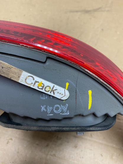 2003 to 2004 Honda Accord Sedan Left Driver Lh Side Tail light R0553 DW5