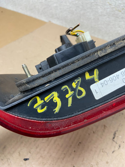 1991 to 1995 Volvo 940 960 Right Passenger RH Side Tail Light Oem Z3784 DW5