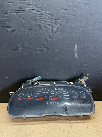 2006 Ford E350 Gauge Speedometer Cluster OEM ab7531 DG0