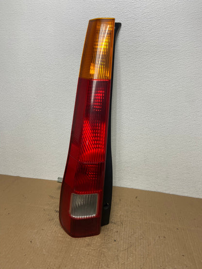 2002 2003 2004 Honda Crv Cr-v Left Driver Lh Side Tail Light Oem AB8392 LK0