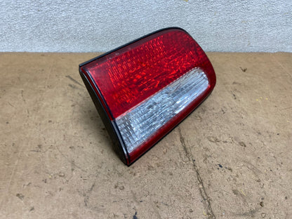 2001 2002 2003 Toyota Sienna Left Driver Lh Side Inner Tail Light OEM X8996 DW2
