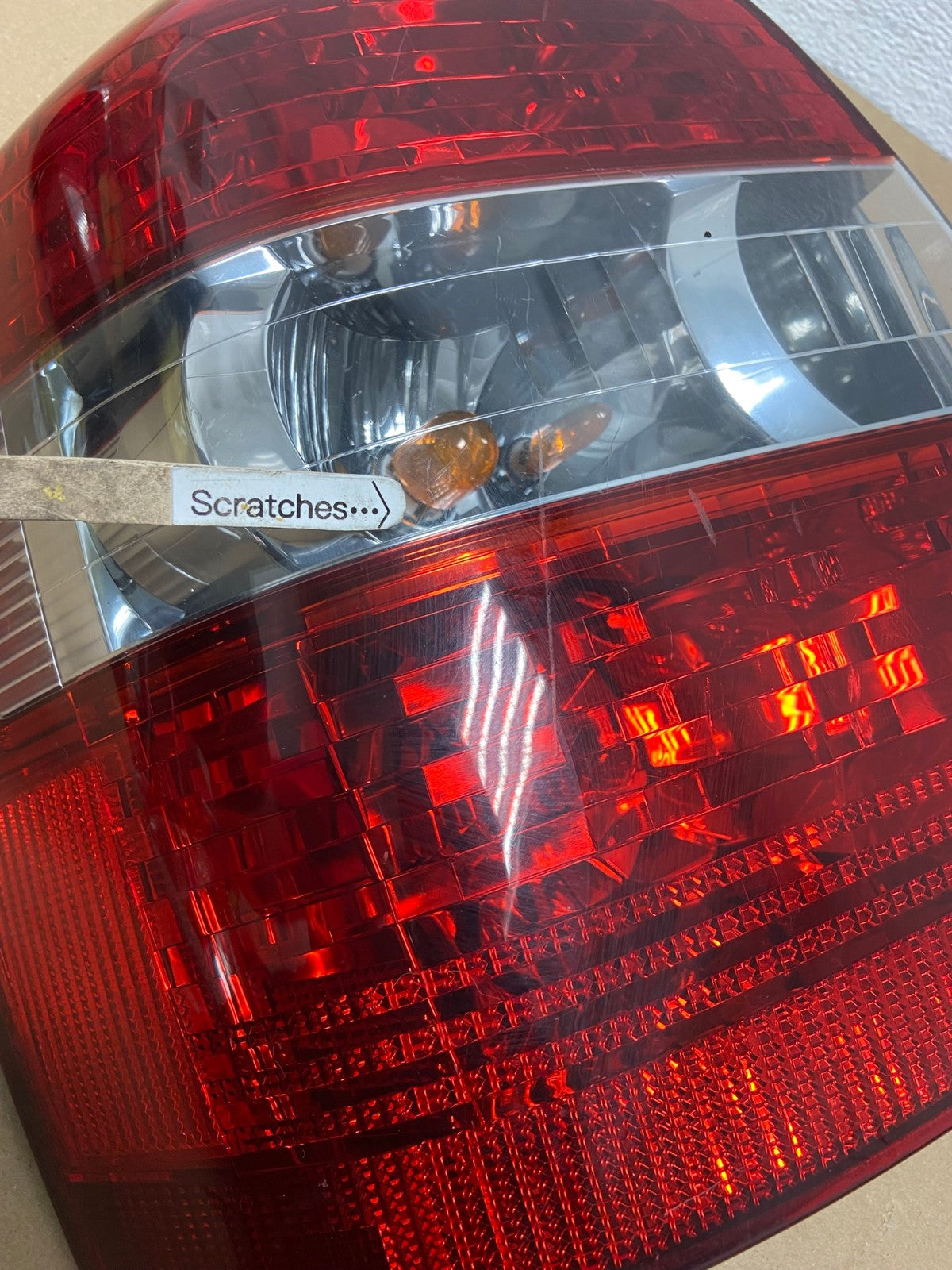 2004-2007 Toyota Highlander Left Driver LH Side Tail Light OEM AC3746 LK3