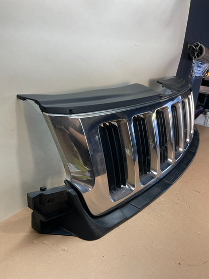 2011 to 2013 Jeep Grand Cherokee Front Upper Grill Grille AI4196 DG2