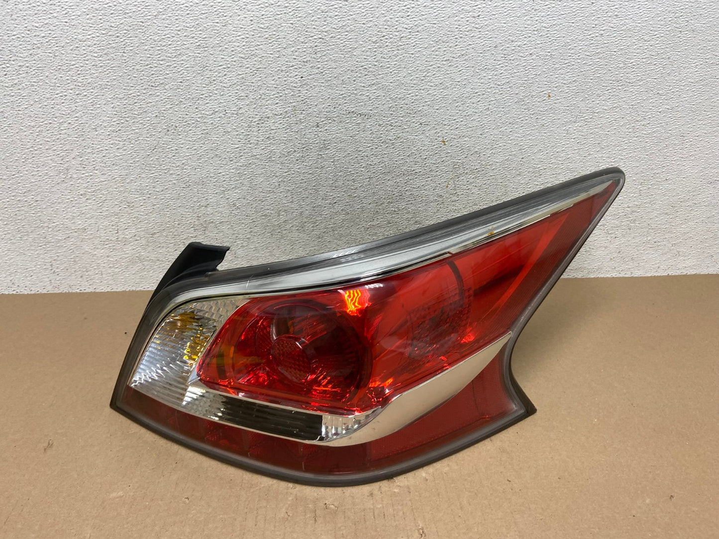 2013 2014 2015 Nissan Altima Right Passenger RH Side Tail Light AE7176 LK0