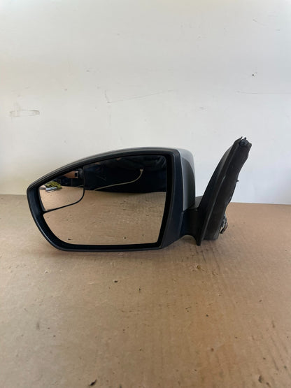 2015 to 2018 Ford Focus Left Driver View Door Turn Signal Mirror AG2553 MS8
