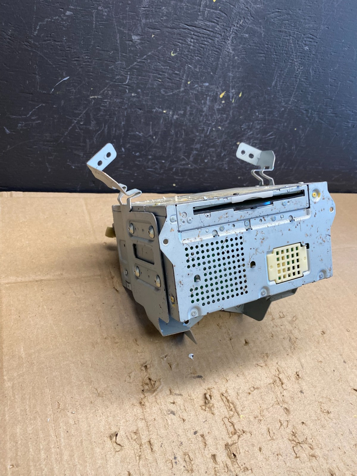 2011 - 2013 Nissan Murano Maxima M35 M37 Radio CD Player Receiver AC4749 DG1