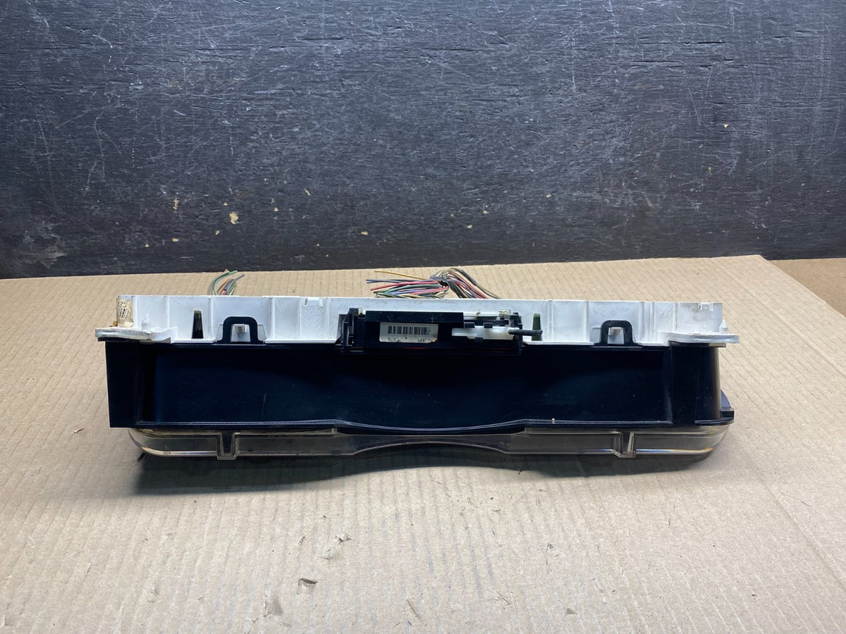 2006 Ford E350 Gauge Speedometer Cluster AI4856 DW5