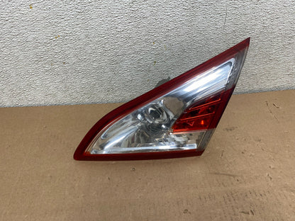 2011-2014 Nissan Murano Right Passenger RH Side Inner Tail Light M0341 DW0
